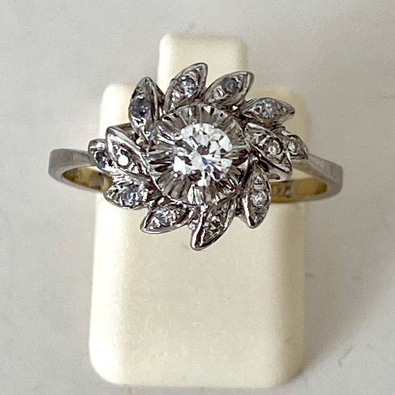 Choose a Vintage Engagement Ring to Fit Your Lifestyle